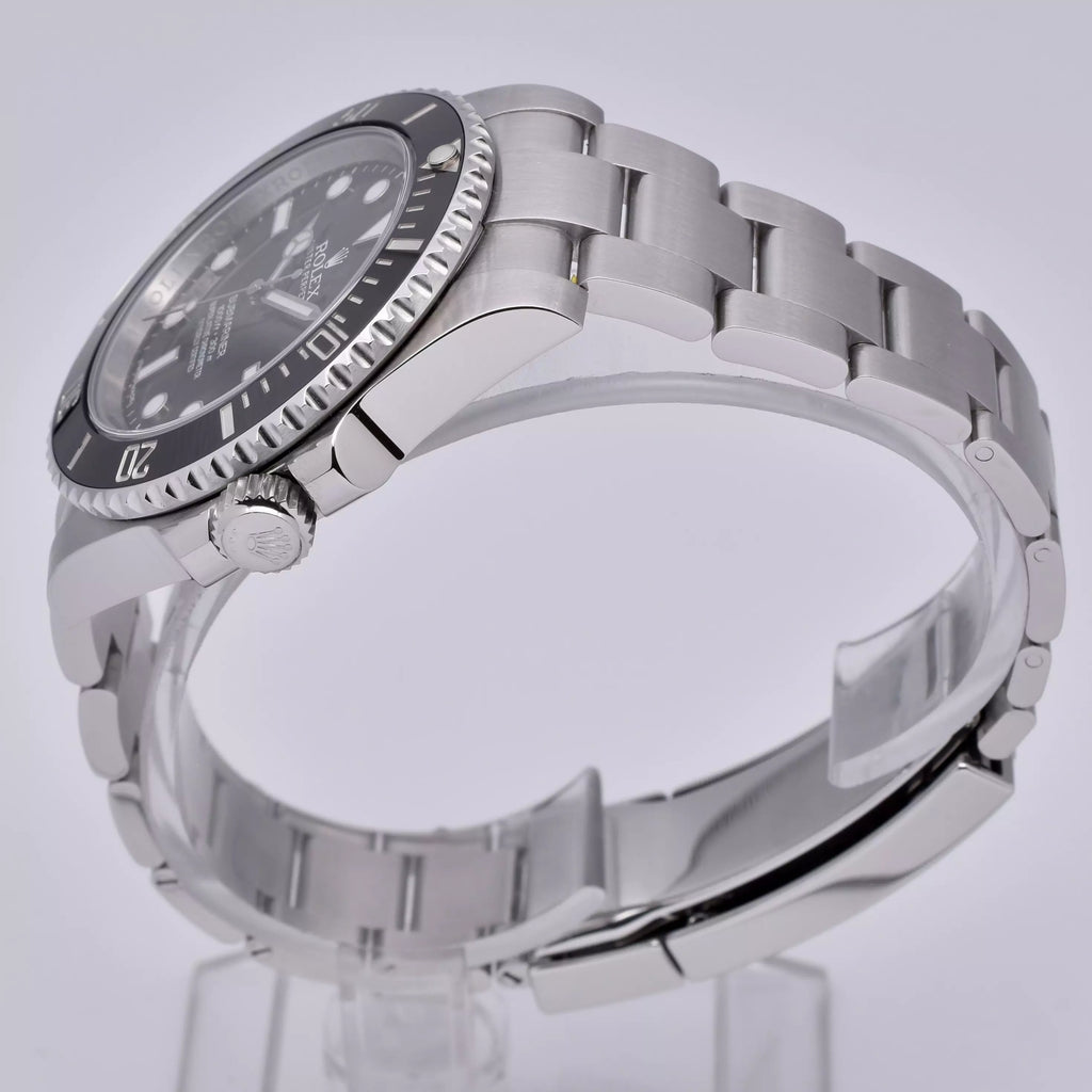 Rolex Submariner 40mm Excellent Full Set 114060 2015