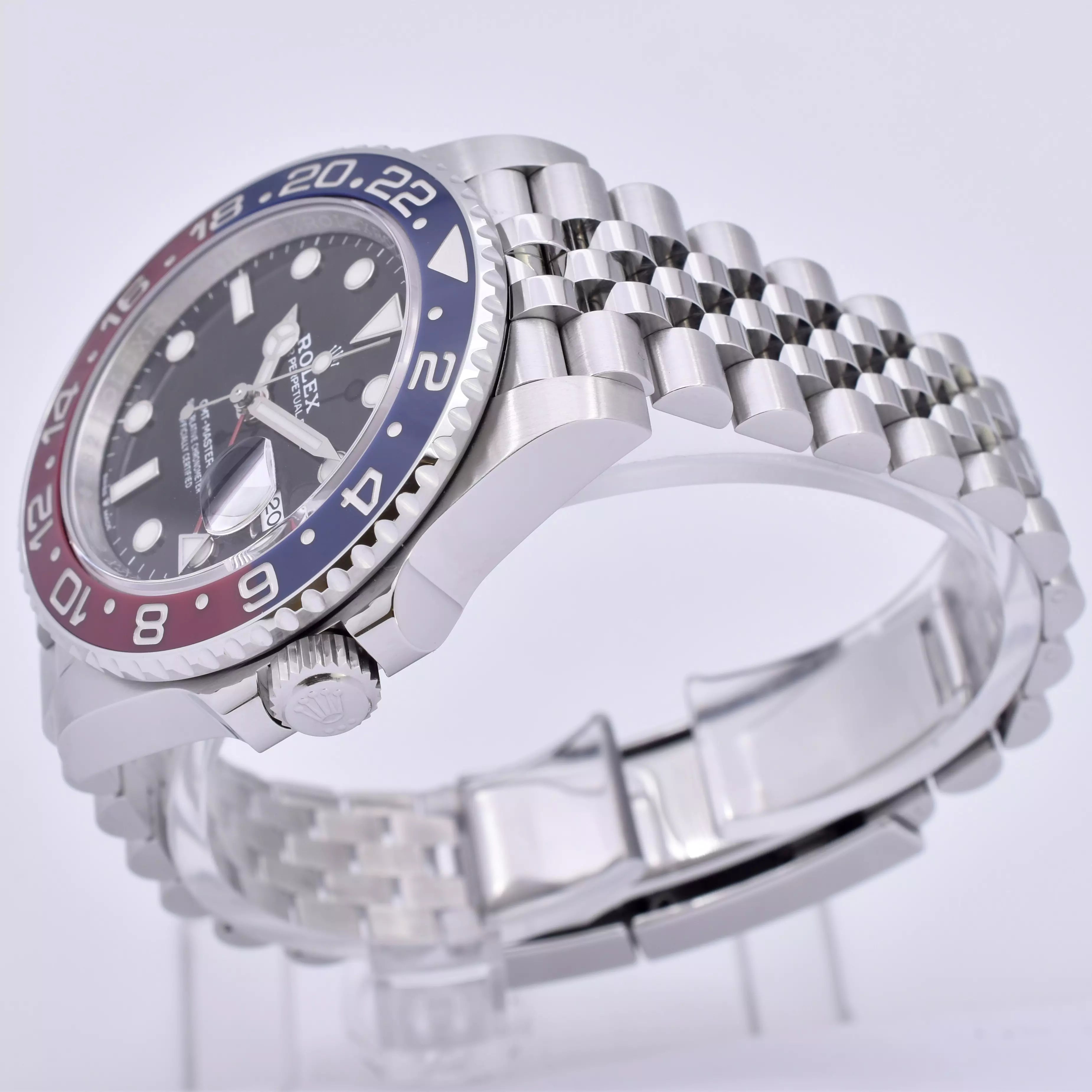 Rolex GMT Master II "Pepsi" Complete Set 126710BLRO 2021