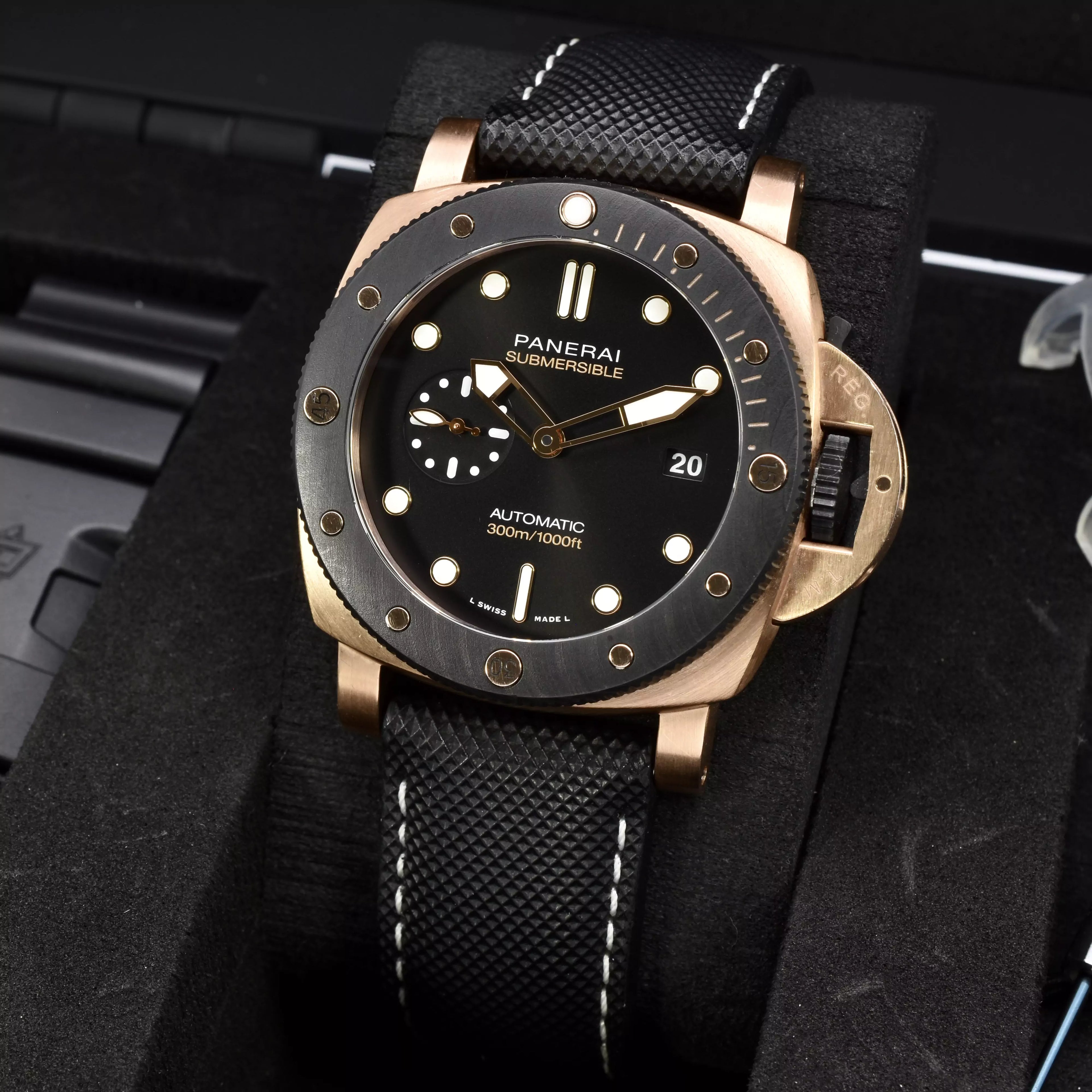 Panerai Submersible QuarantaQuattro Orocarbo PAM01070 2022