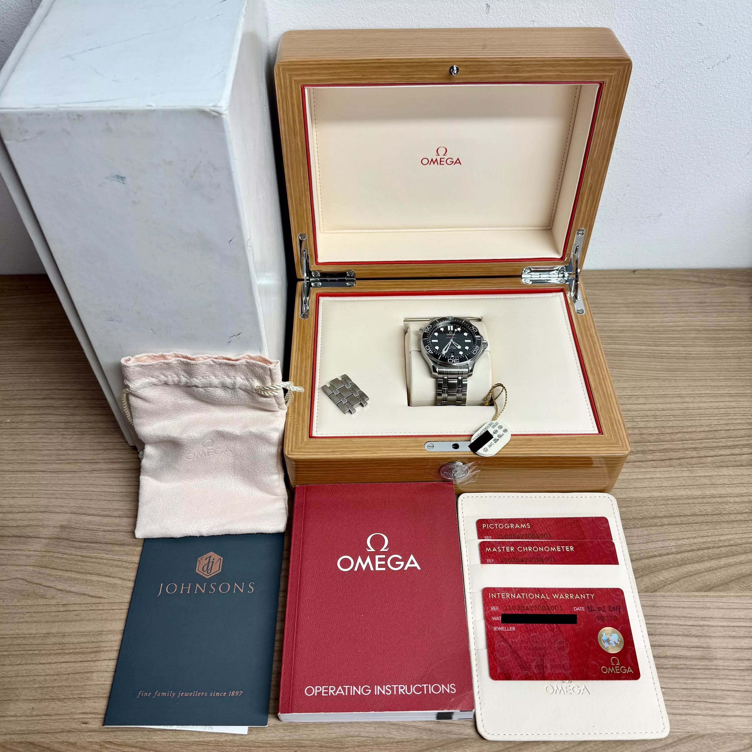 OMEGA Seamaster Co-Axial 300m 210.30.42.20.01.001 2019