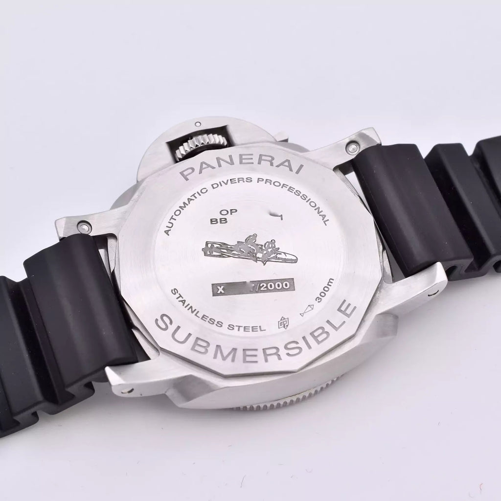 Panerai Submersible 42mm Black Dial PAM00683 2022