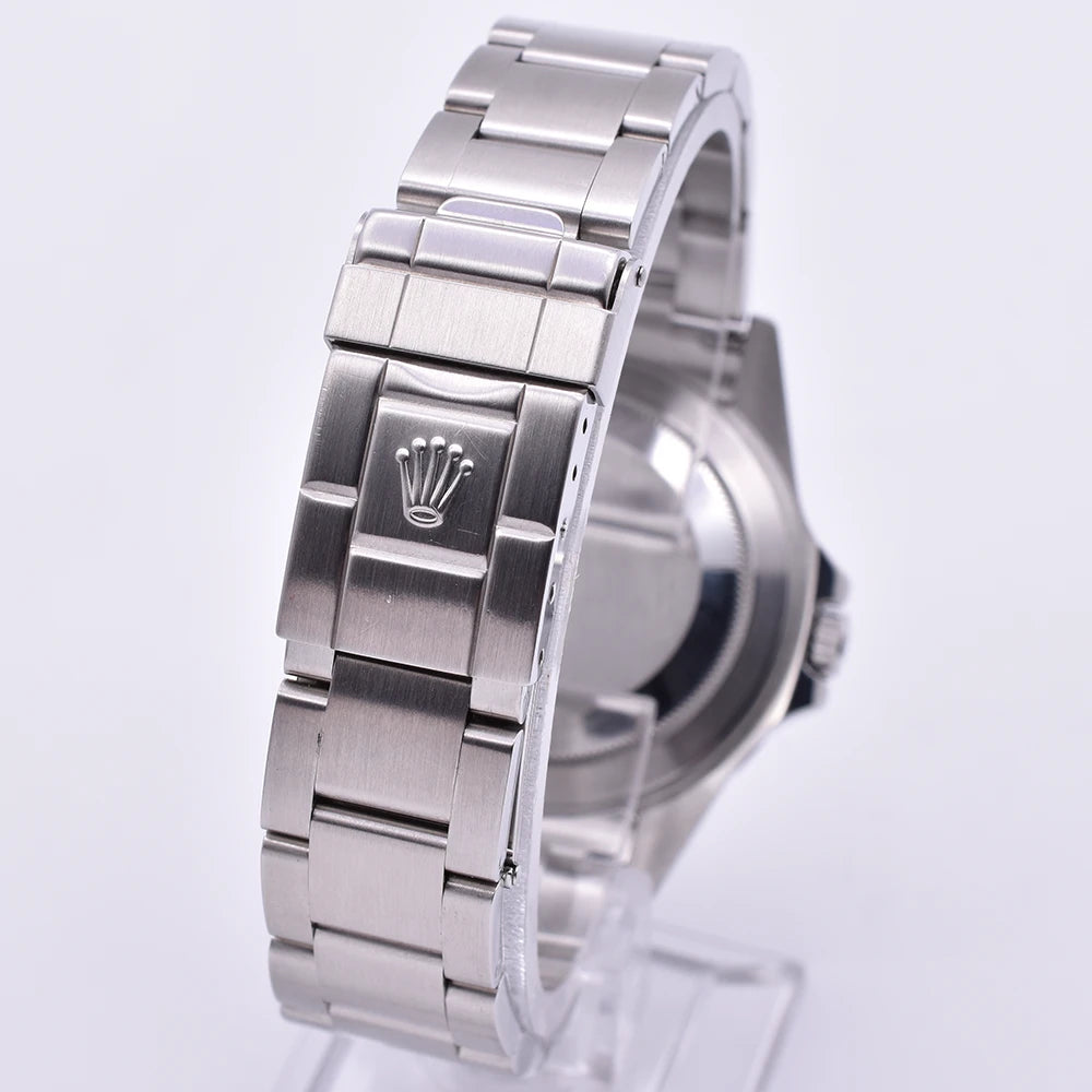 Rolex Explorer II White 2009 40mm 16570 2009