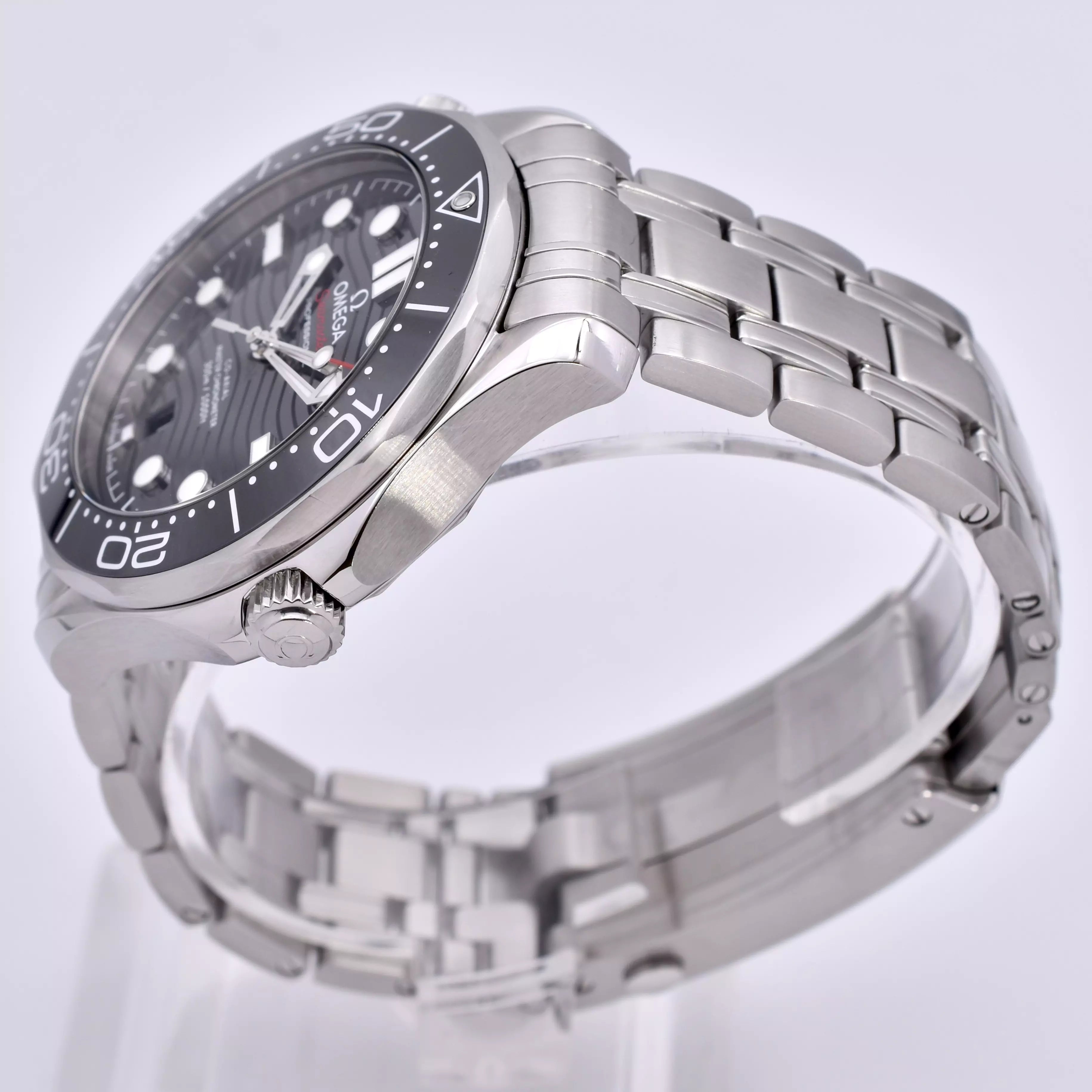 OMEGA Seamaster Diver 300m 210.30.42.20.01.001 2019