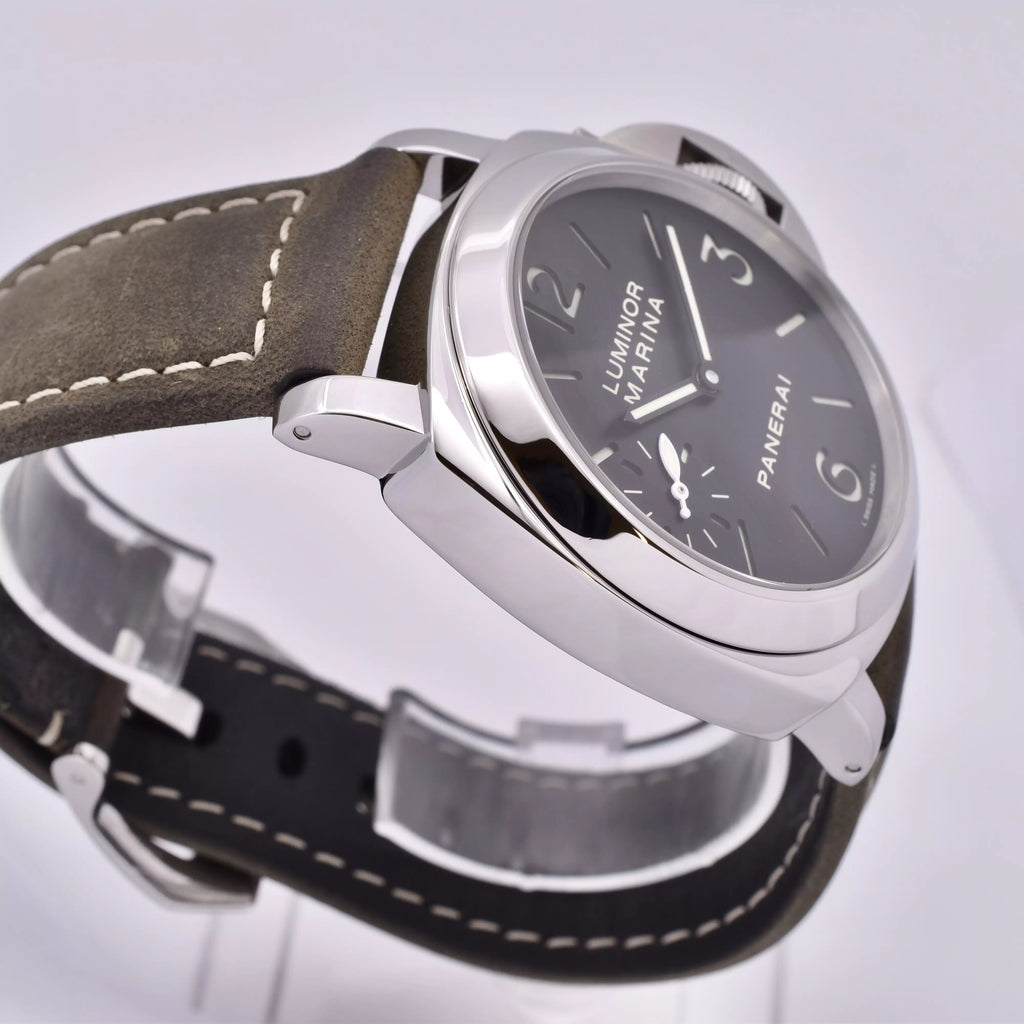 Panerai Luminor Base 44mm PAM00111 2012