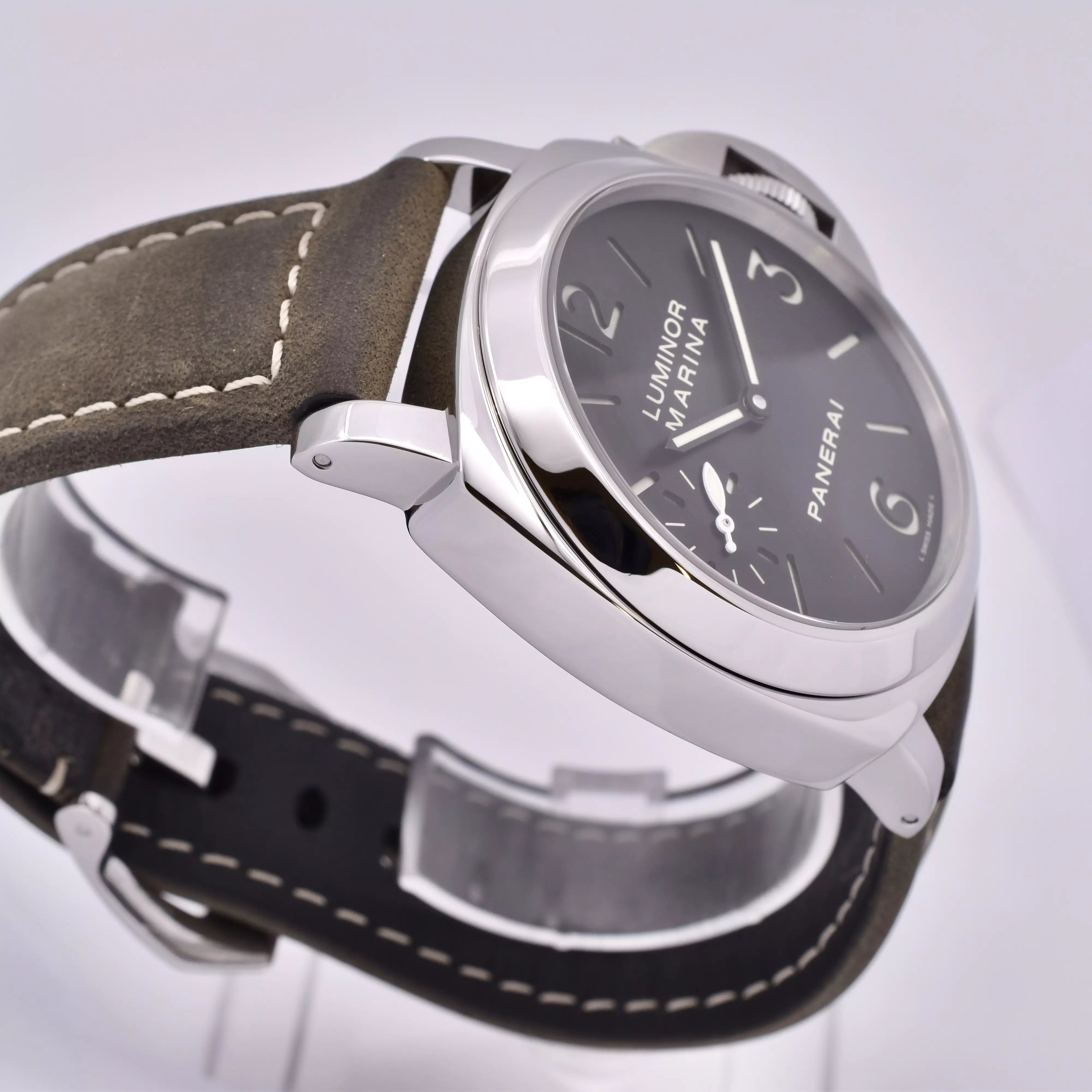 Panerai Luminor Base 44mm PAM00111 2012