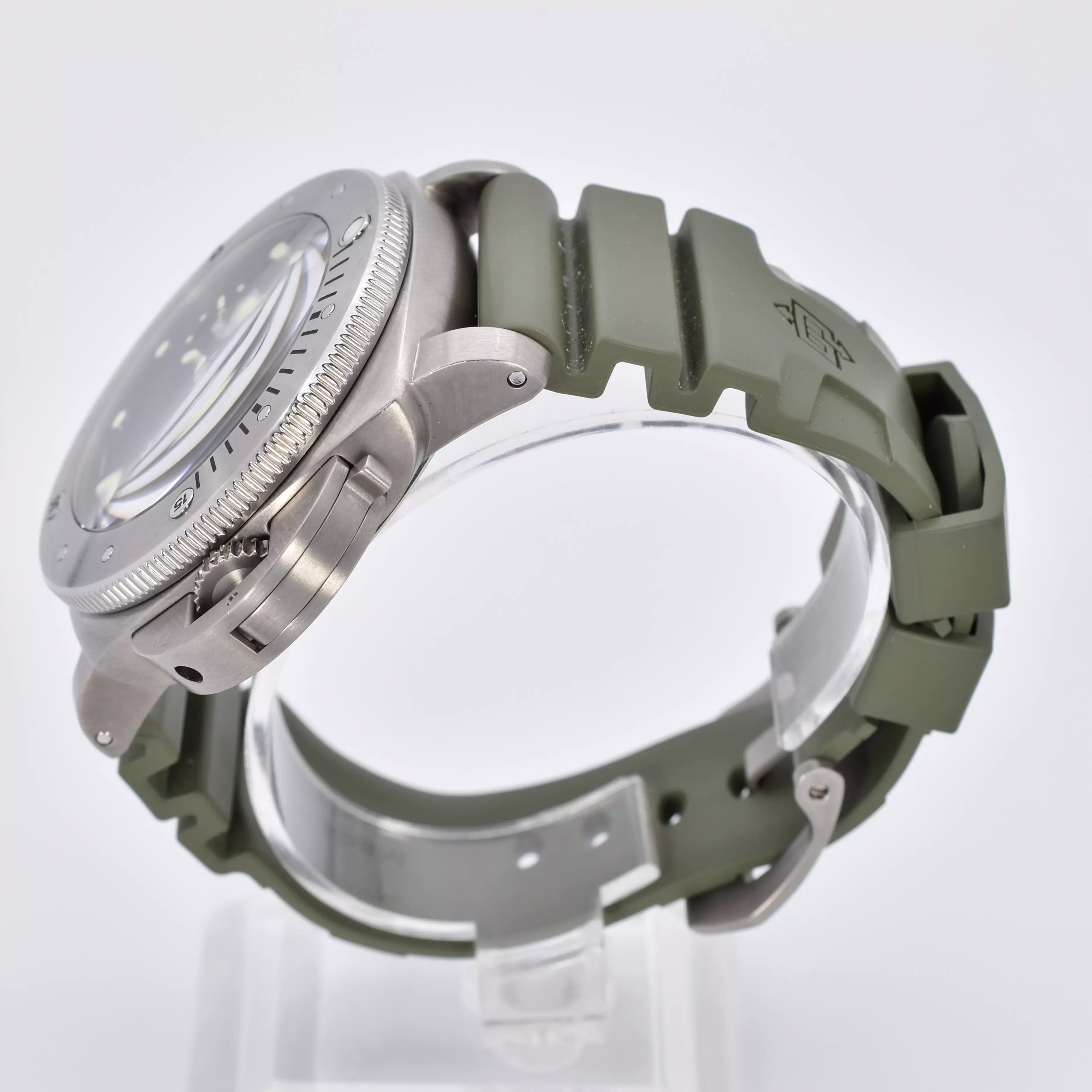 Panerai Submersible 3 Days Titanio PAM00305 2014