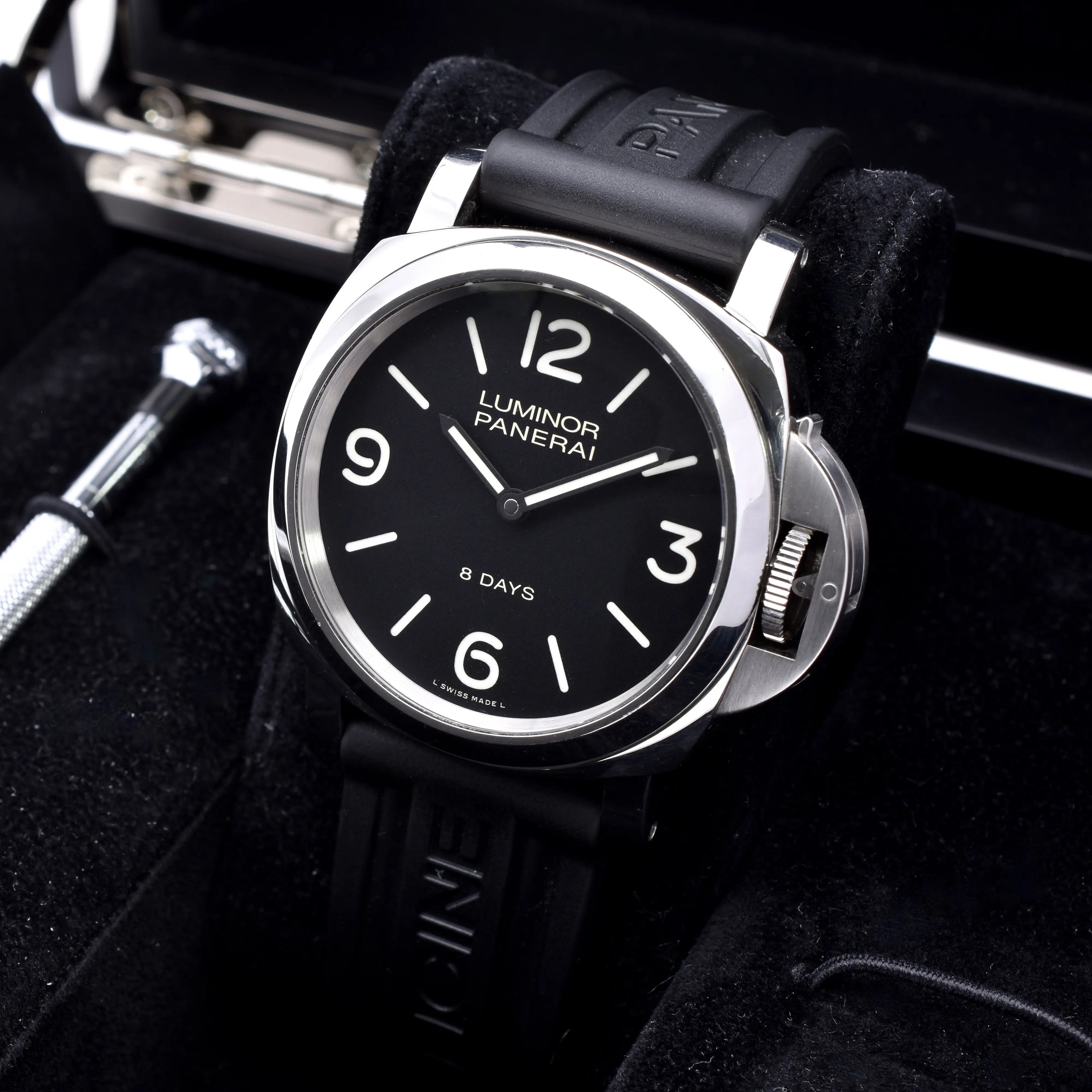 Panerai Luminor 8 Days 44mm PAM00560 2017
