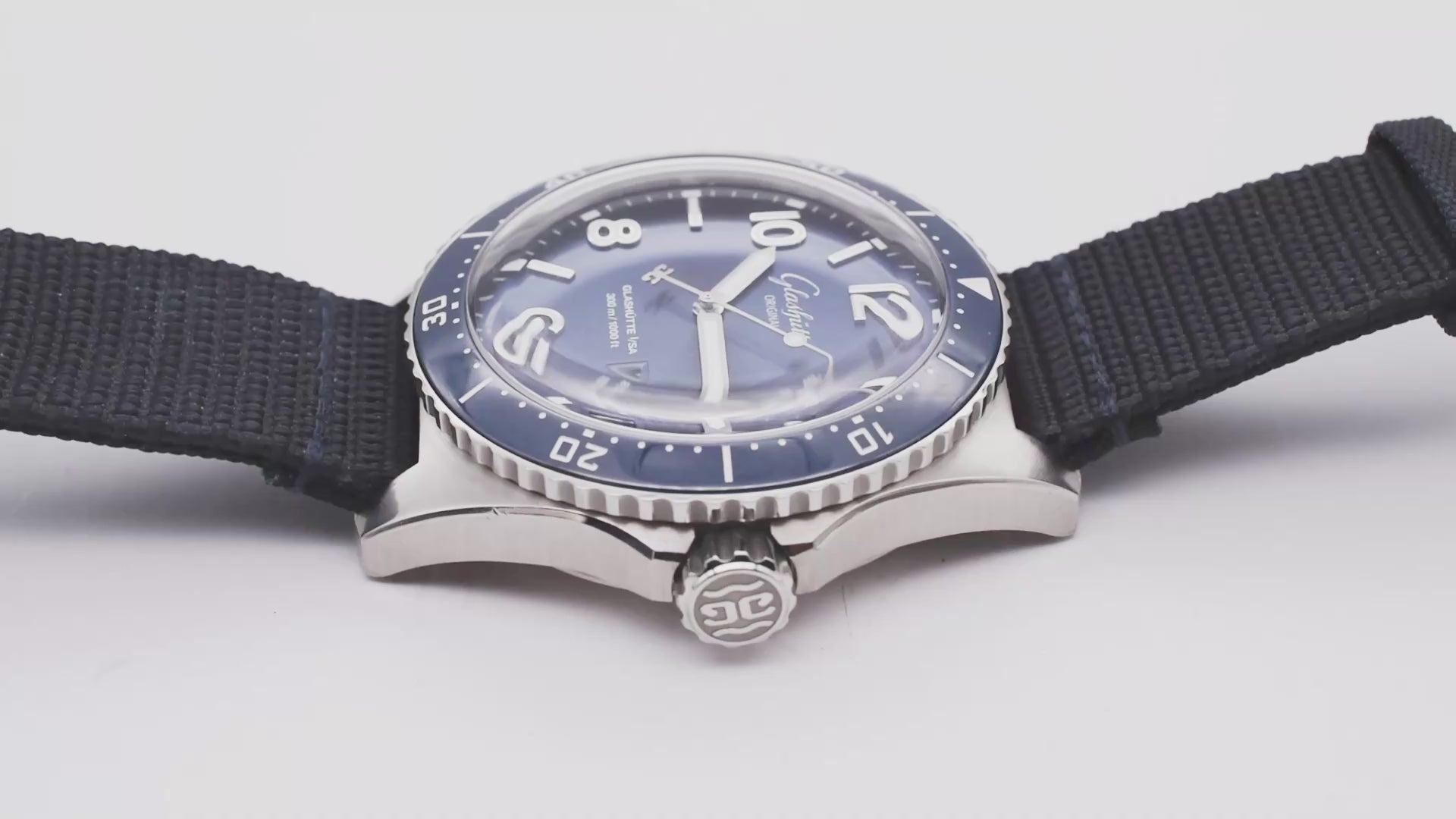 Glashütte Original SeaQ Panorama Date 43.2mm 1-36-13-02-81-36 2023