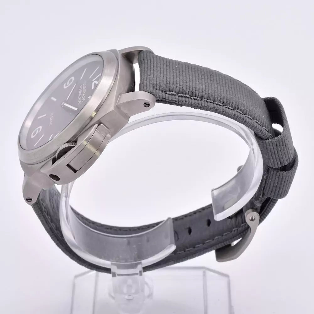 Panerai Luminor Titanium 2015 PAM00562 2015