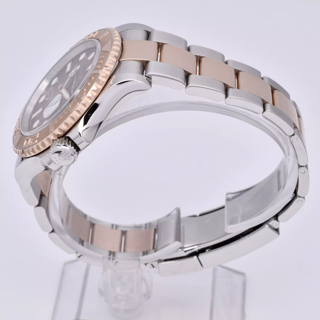 Rolex Yachtmaster Steel & Gold Brown 126621 2023