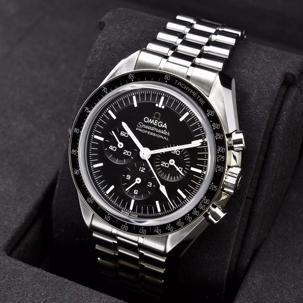 OMEGA Speedmaster Sapphire 2022 310.30.42.50.01.002 2022