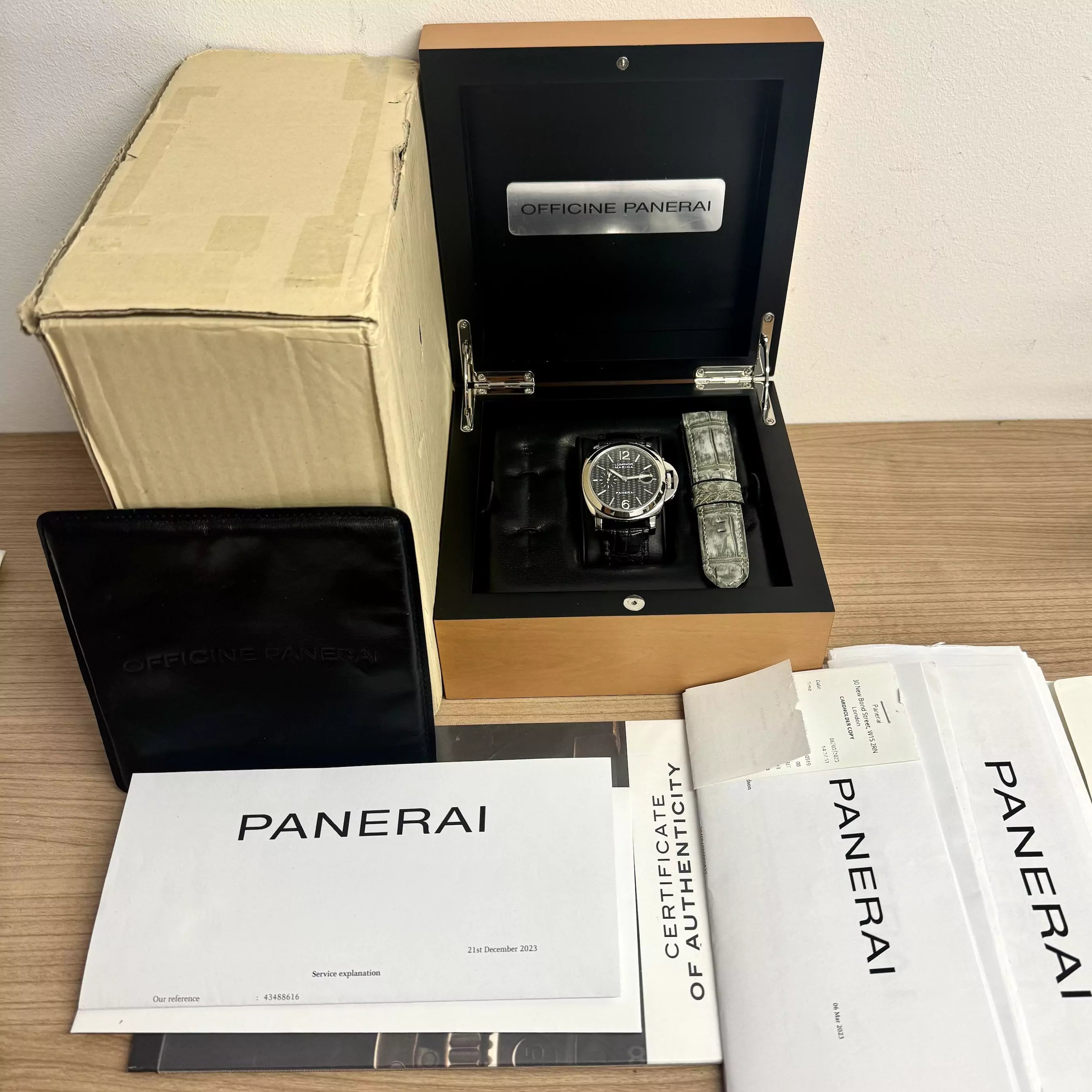Panerai Luminor White Gold Fully Serviced PAM00180 2004