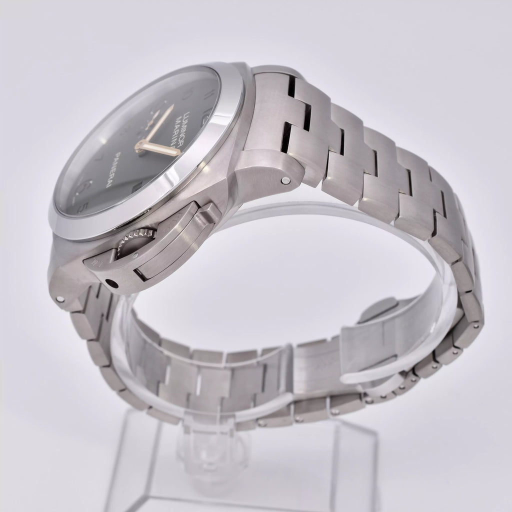 Panerai Luminor Harrods Edition 100 Units PAM00693 2019