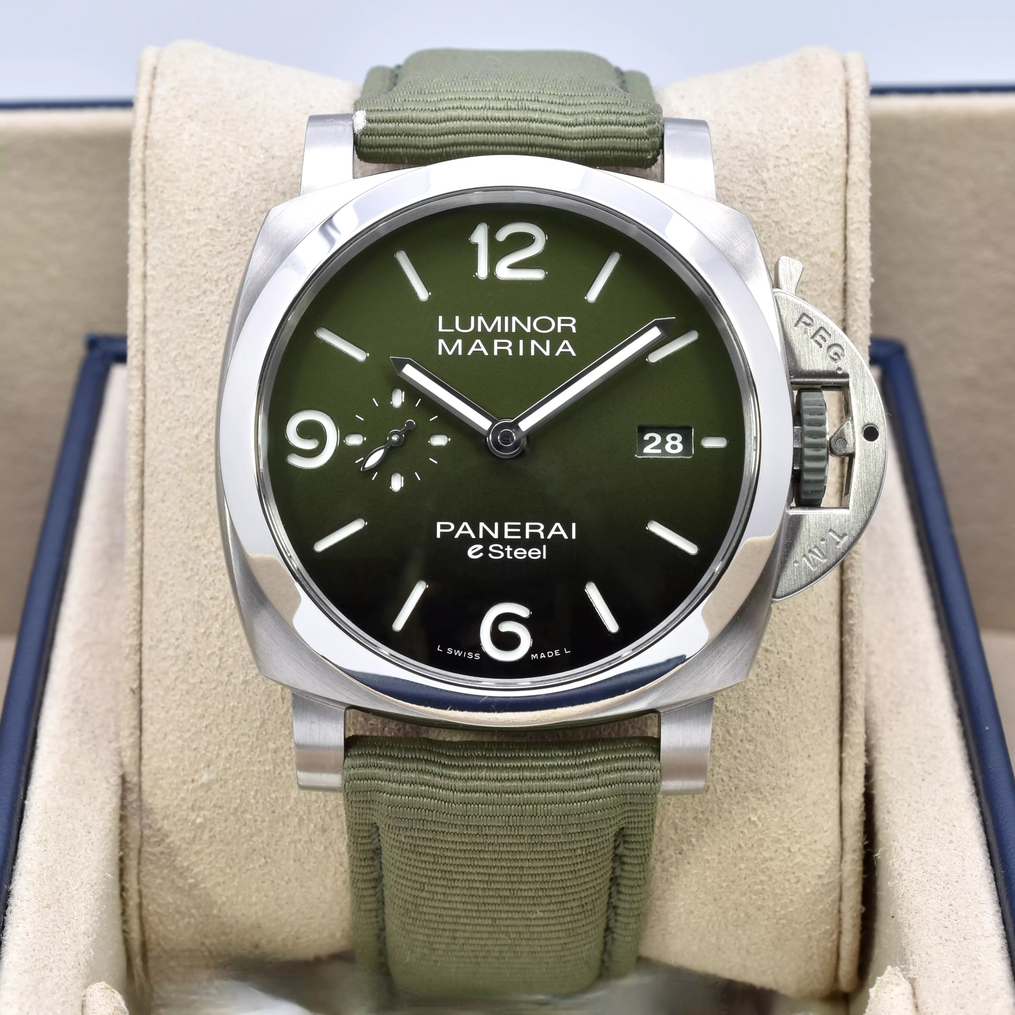 Panerai Luminor Smeraldo Boutique Exclusive PAM01356 2024