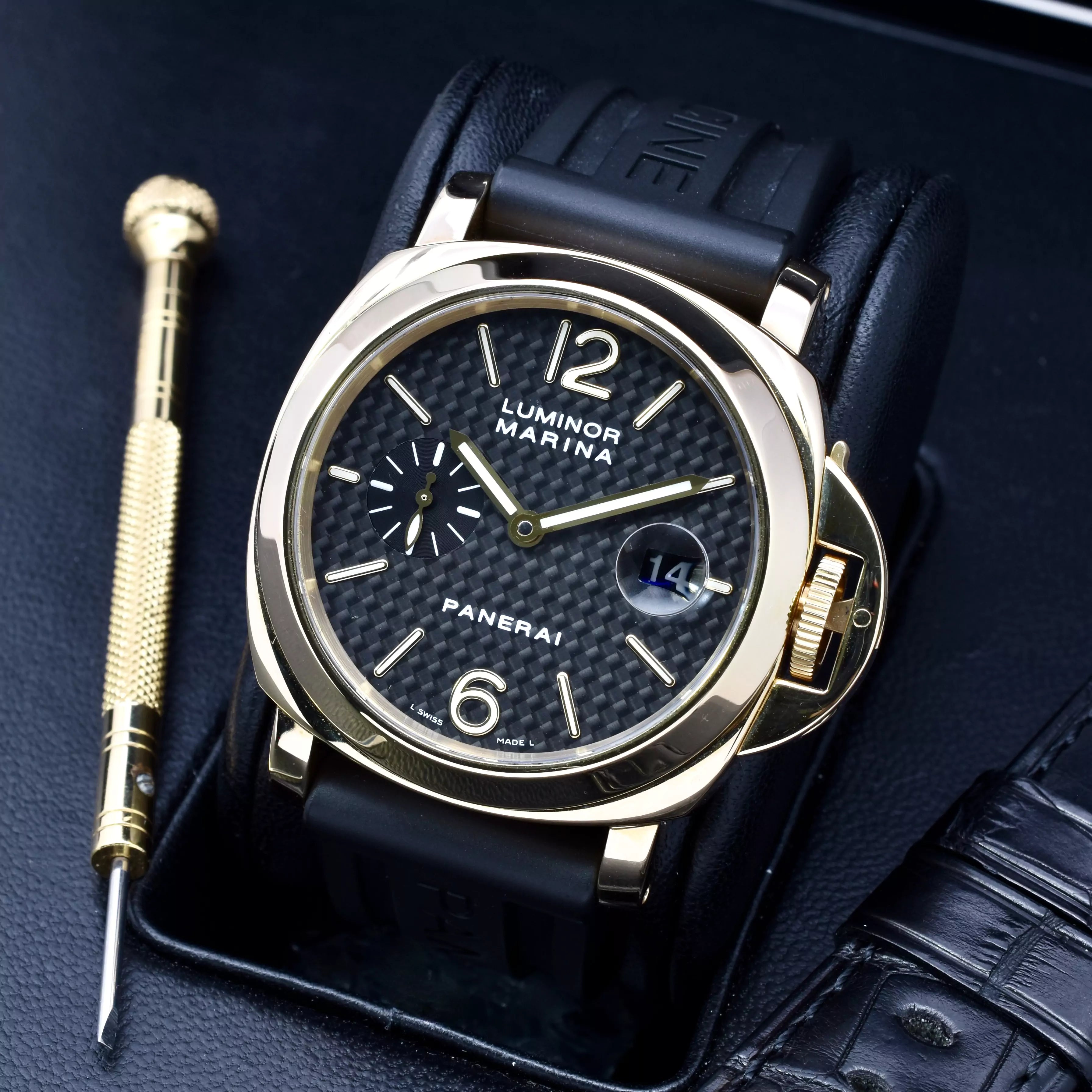 Panerai Luminor Carbon Fibre Full Set PAM00140 2003