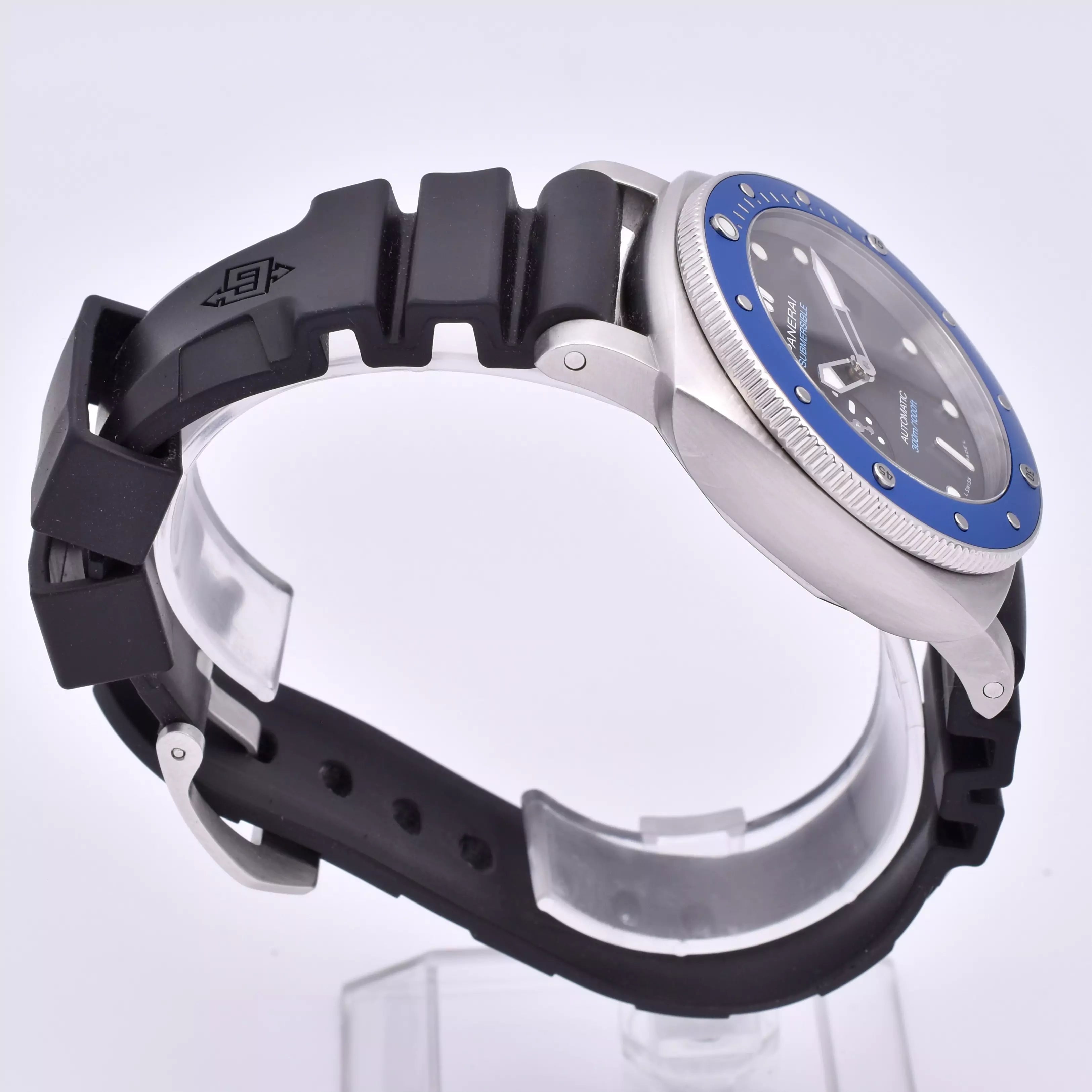 Panerai Submersible 42mm Online Exclusive PAM01209 2021