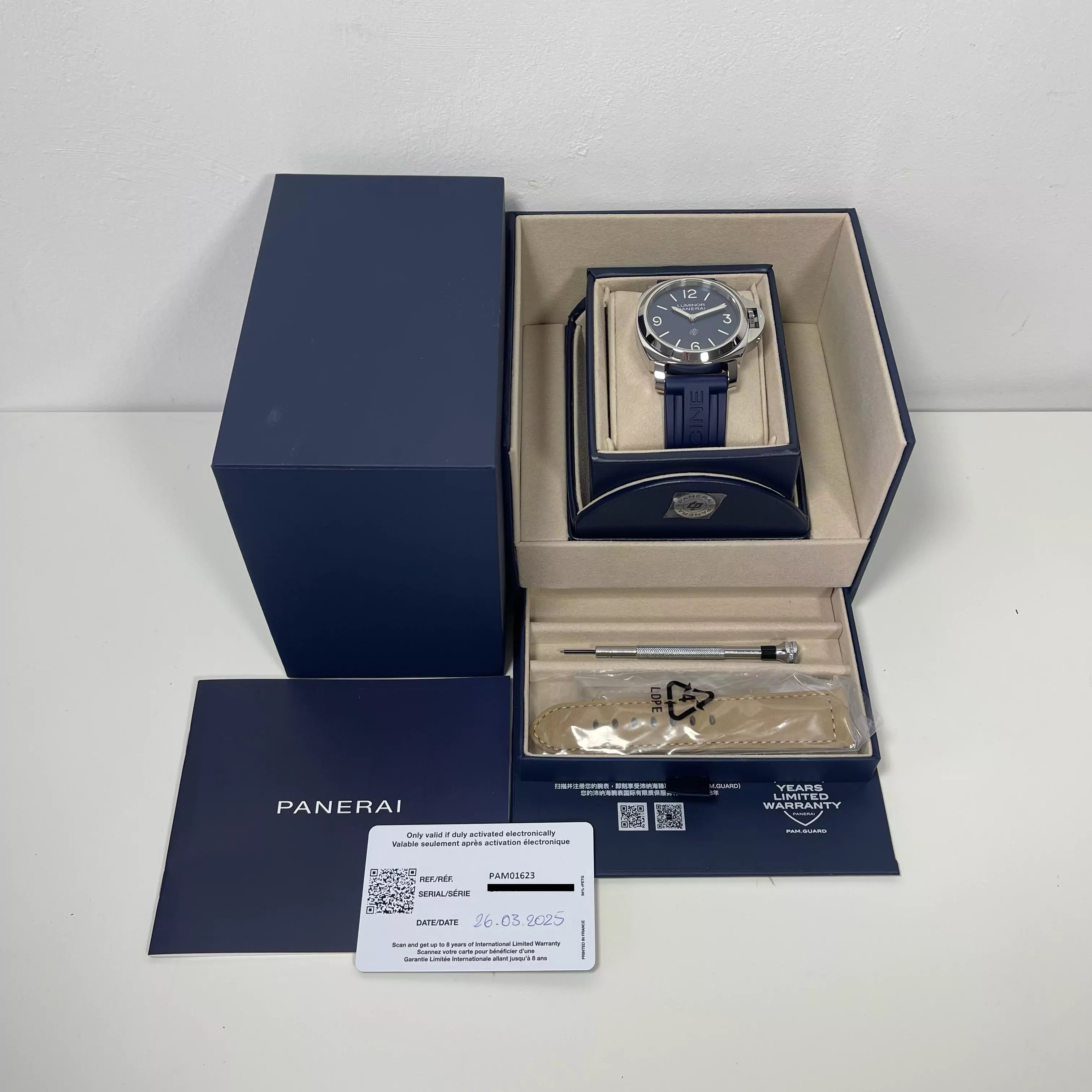 Panerai Luminor Unworn 2025 PAM01623 2025